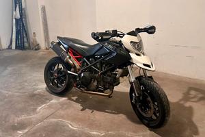 Ducati Hypermotard 796 SPECIAL del 2010