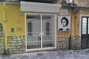 Monolocale fronte strada