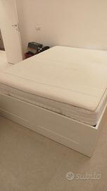Letto matrimoniale contenitore e materasso