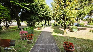 CASA SEMINDIPENDENTE A CURTATONE