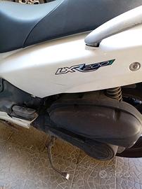 lxr 200