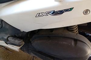 lxr 200