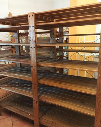 scaffali ikea