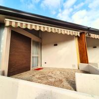 Grazioso appartamento in villaggio con piscina