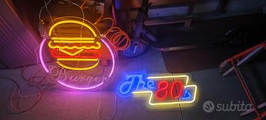 insegne luminose pub attività 