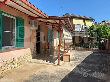 Villa o villino Terracina [Cod. rif TR102VRG]