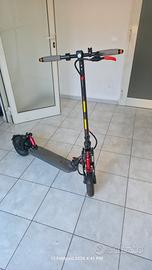 monopattino elettrico 