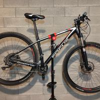 Cavalletto tre piedi bicicletta