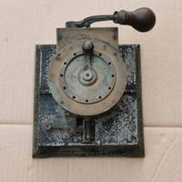 Antica perforatrice numerica