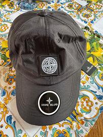 berretto Stone Island