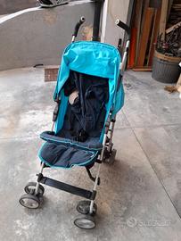 Passeggino leggero, ideale per spostamenti agili.
