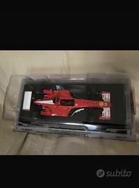 Mod.Ferrari 2002 Michael Schumacher + fascicolo