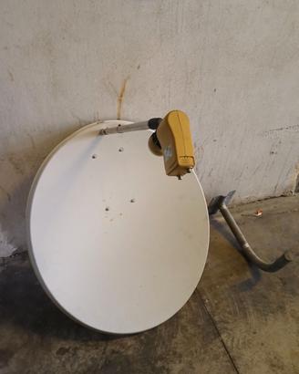 Antenna parabolica 