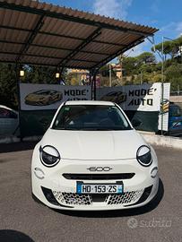 Fiat 600 Hybrid 110 Cv La Prima