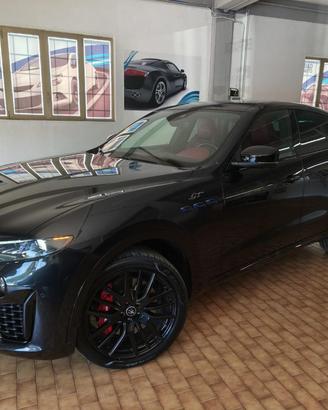 MASERATI Levante MHEV 330 CV AWD GT TETTO PELLE