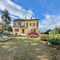 VILLA SINGOLA A MONTELABBATE