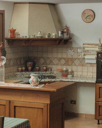 CUCINA NOCE AD ANGOLO CON PENISOLA
