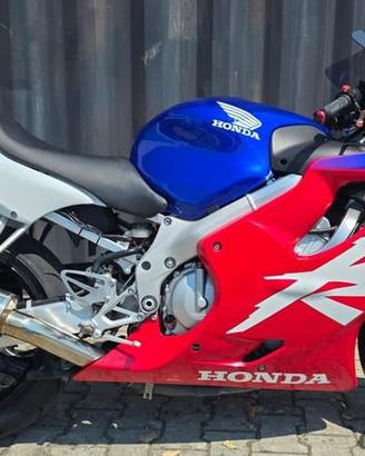 Honda CBR 600 F
