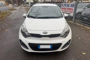 Kia Rio 1.1 CRDi 5p. neopaten garanzia 12 mesi