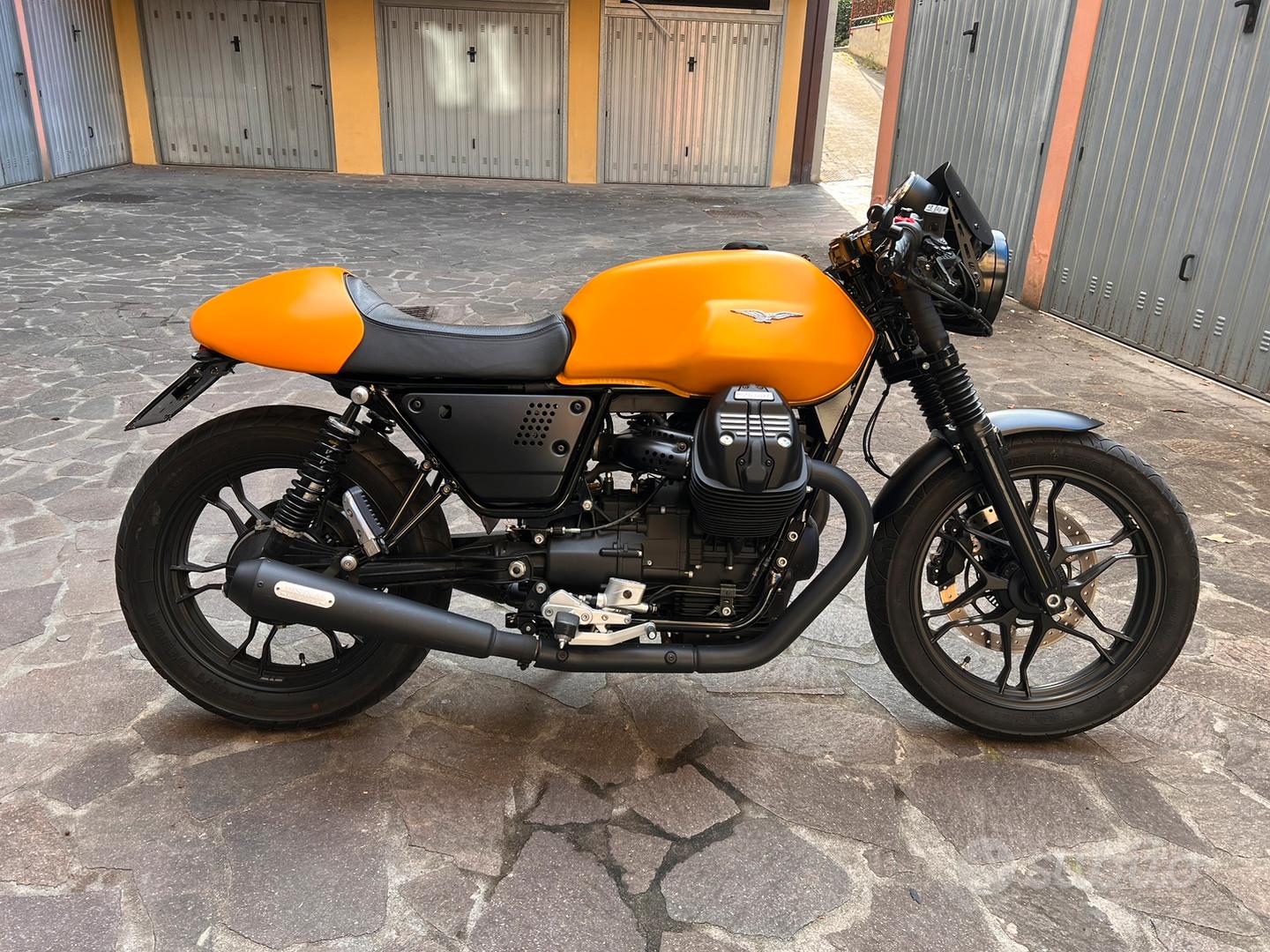 Iii Special V7iii Stone Usata V7 Special Scarichi Moto Guzzi V7