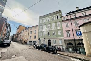 MONOLOCALE A TRIESTE