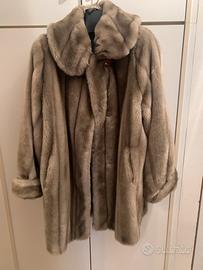 Pelliccia sintetica per donna