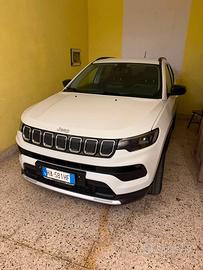 Jeep Compass limited full optional