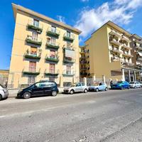 3 LOCALI A NAPOLI