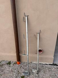 ASTE PARAPETTO PER BALCONI