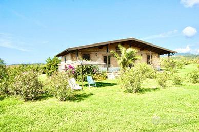 VILLA SINGOLA A CERVETERI