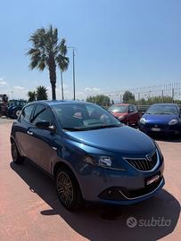 Lancia Ypsilon 1.0 FireFly 5 porte S&S Hybrid Ecoc
