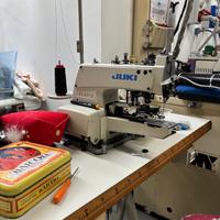 Juki MB-373NS Macchina Industriale Attaccabotttoni
