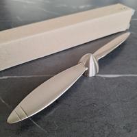 fermacarte da tavolo elica rotante 