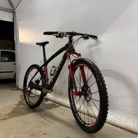 BICICLETTA SPECIALIZED 27