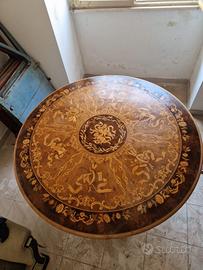 Tavolo intarsiato inizi 900