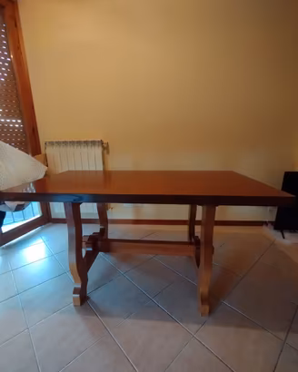 Tavolo in legno