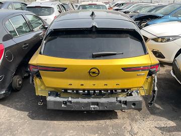 PORTELLONE POSTERIORE OPEL ASTRA 2025