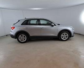 AUDI Q3 35 TDI S tronic Business