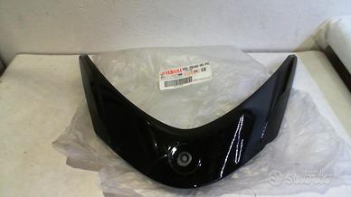 COPERCHIO SCUDO NERO MAJESTY YAMAHA 5ru2834g00p0