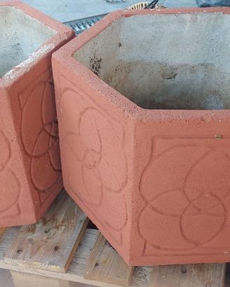 Vasi esagonali in cemento colorati