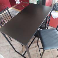 Set tavolo  è sedie stile bar