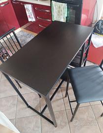 Set tavolo  è sedie stile bar