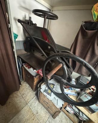 Macchinari per legatoria d’epoca