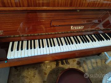 Pianoforte verticale