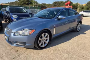 Jaguar XF 2.7D V6 Premium Luxury