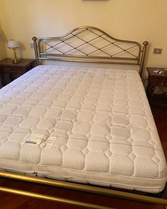 Letto matrimoniale in ottone