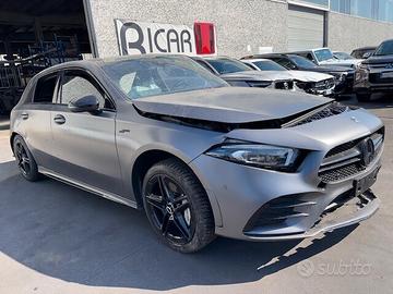 Per ricambi Mercedes AMG A 35 2019 benz 260920