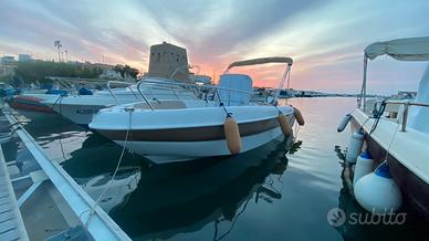 Open 6 metri + motore 40-78 cavalli + posto barca