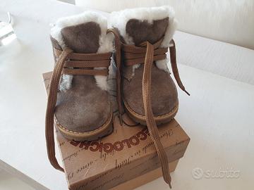 Scarpe nuove bimba o bimbo