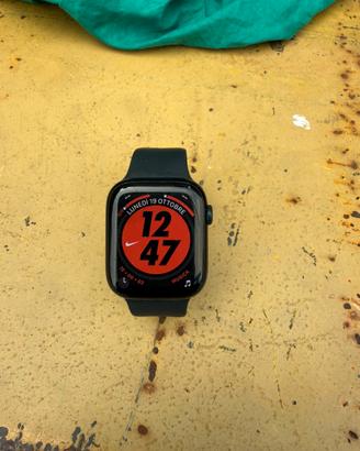 Apple watch series 8 45mm
